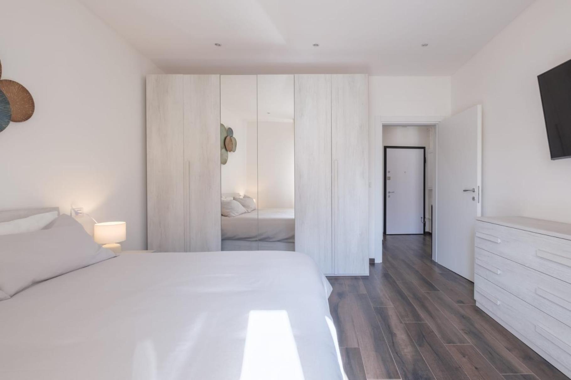 Interno20 Bed & Breakfast Болоня Екстериор снимка